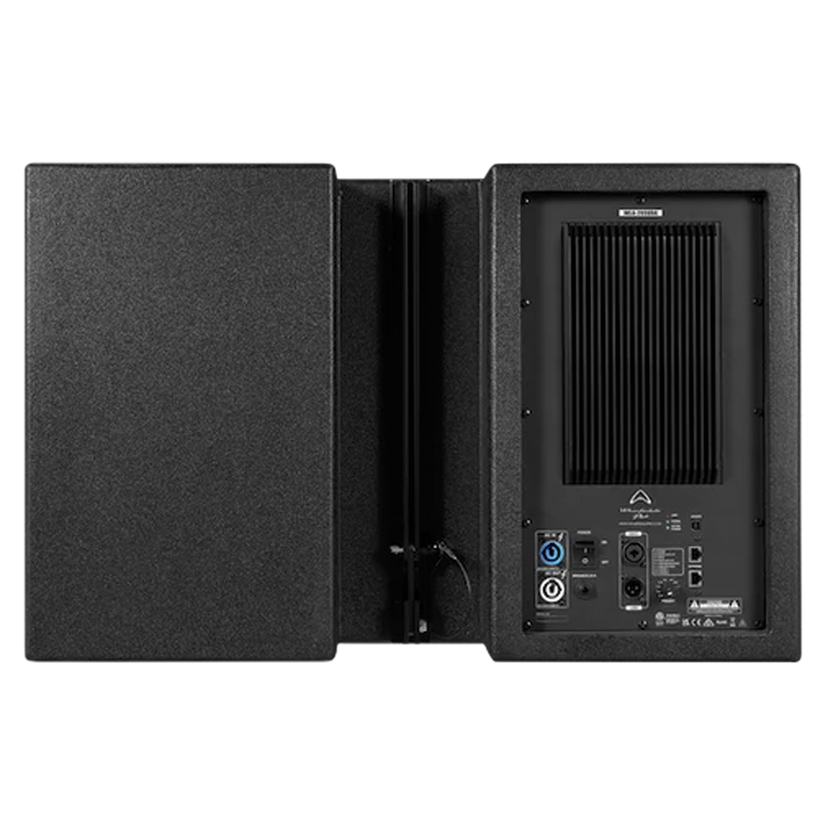 LINE ARRAY SUB-BAJO AMPLIFICADO 2X15 PULG., 2000W CONTINUO, 145DB