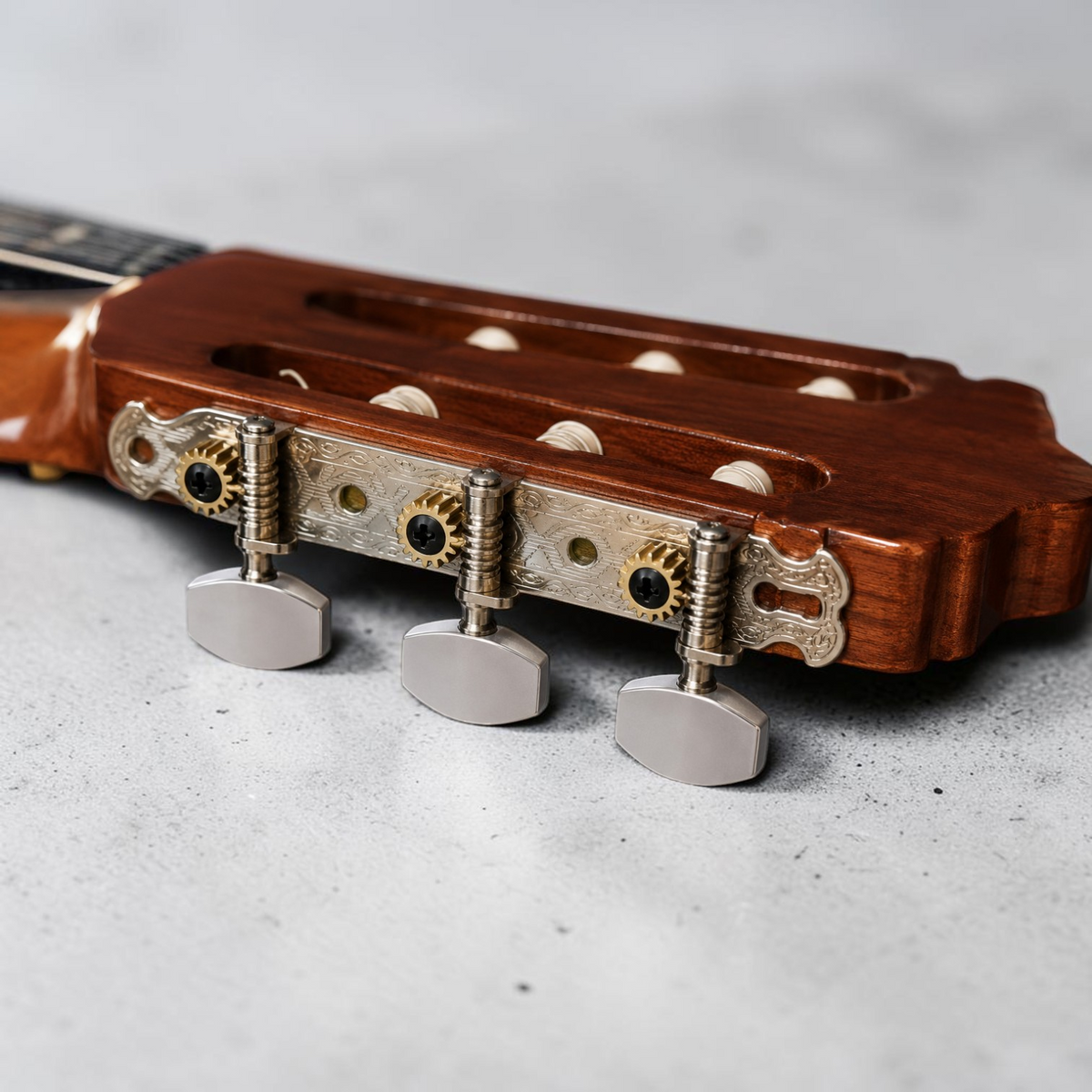 SET DE CLAVIJAS PARA GUITARRA CLASICA, NIQUELADAS