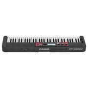 TECL 61 T, 900 TIMB, 243 RITM, 64 DE POLIF, USB A HOST- MIDI, PANT LCD, COLOR NEGRO