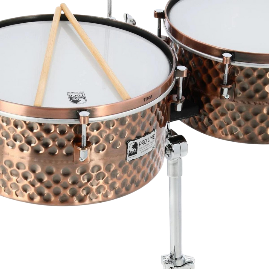 SET DE TIMBALES 14" - 15", SERIE PRO LINE, COLOR COBRE, INCLUYE PEDESTAL