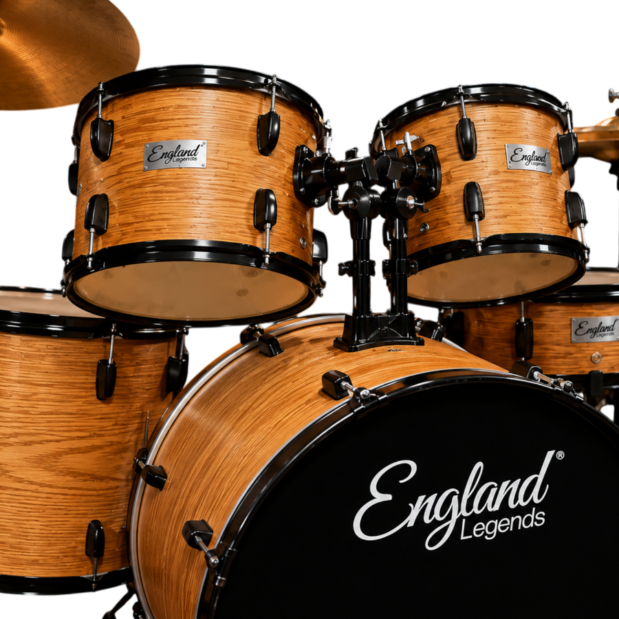 BATERIA ACUSTICA SET DE 5 PIEZAS COLOR MADERA NATURAL EN RELIEVE Y HERRAJES COLOR NEGRO, INCLUYE SILLA  Y PLATILLOS